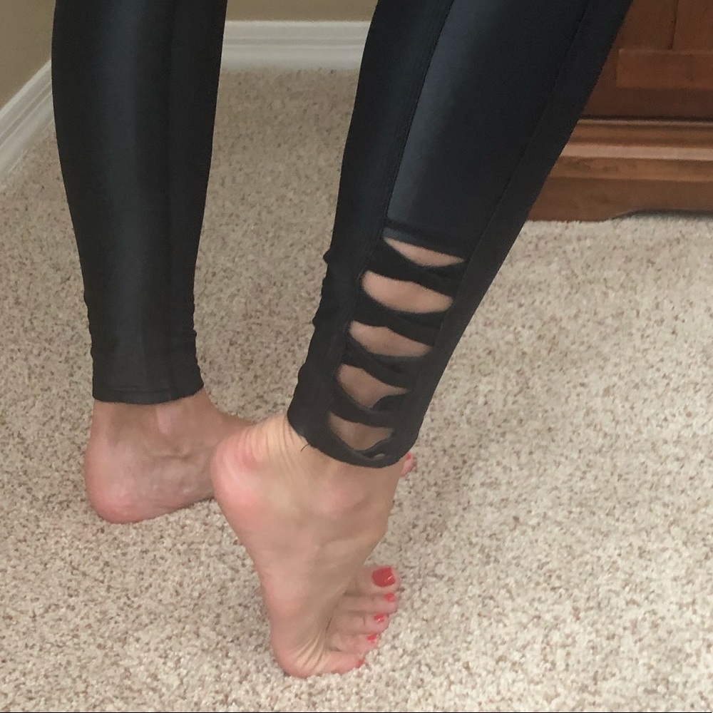 Carbon 38 Lace up leggings, size M